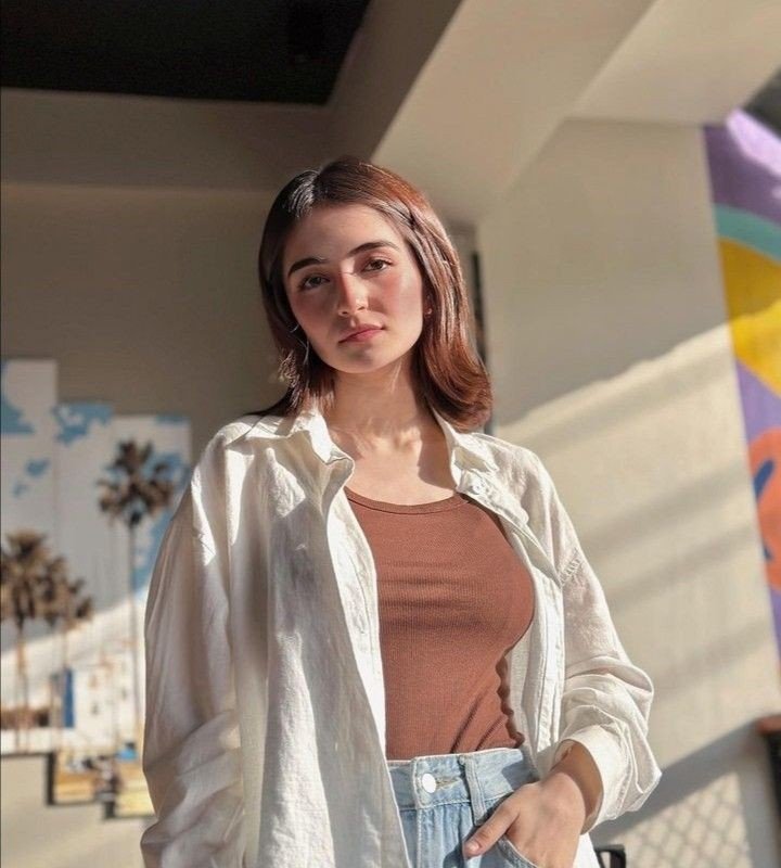 Beautiful-Girl-Photo