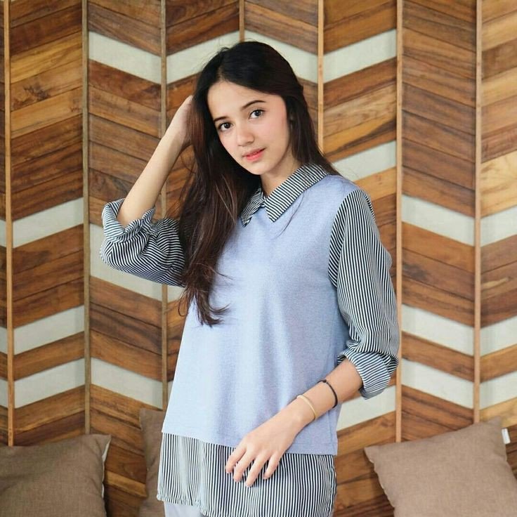 Cute-Nature-Girl-Pic