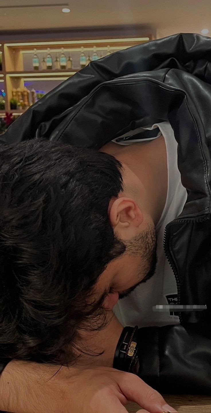 couple-dp-for-instagram-boy-and-girl