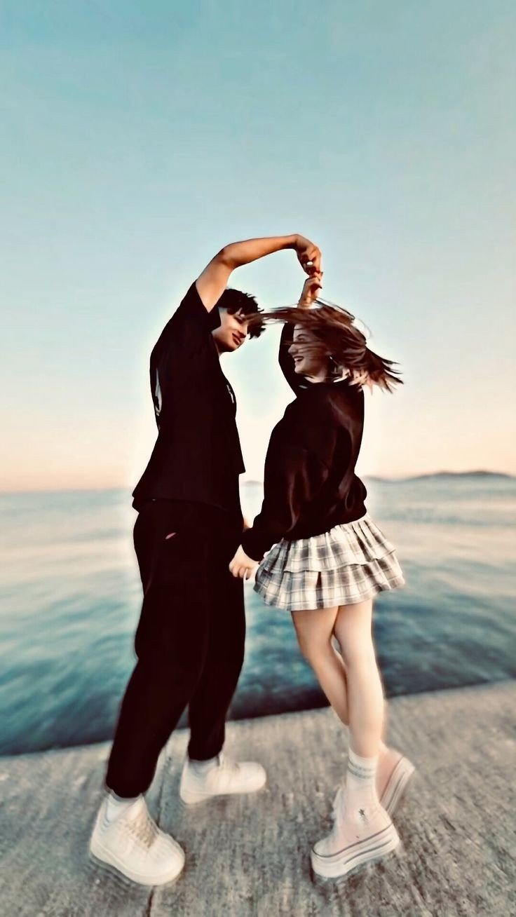 cute-anime-couple-dp-for-instagram