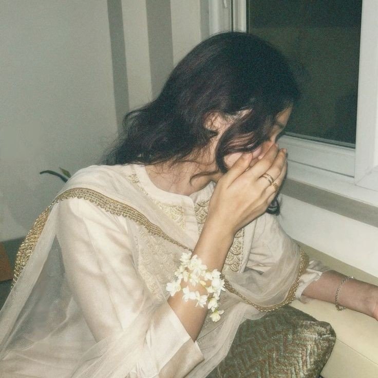 hidden-face-profile-picture-for-girls hidden-face-profile-picture-for-girls