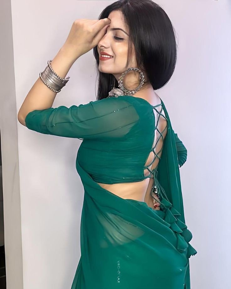 instagram-dp-for-girls-eyes-attitude