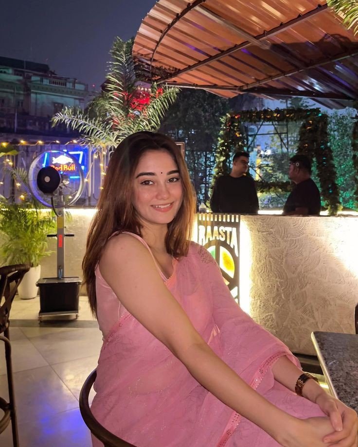 instagram-girls-dp-cute-girl