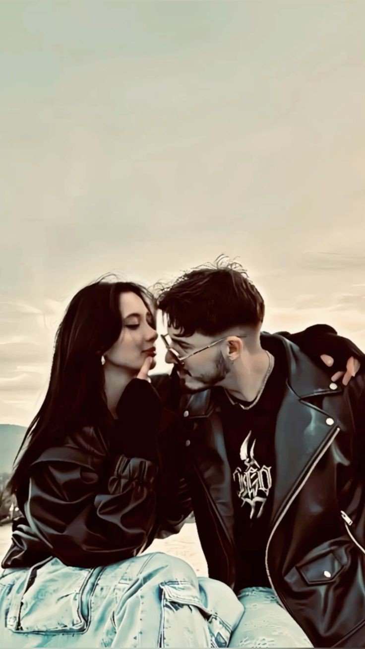 stylish-dpz-instagram-cute-couple-dp