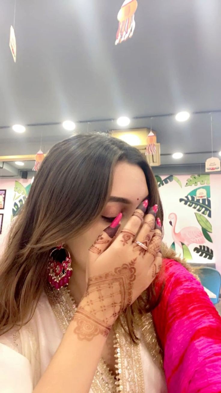 stylish-hidden-face-girls-dpz stylish-hidden-face-girls-dpz
