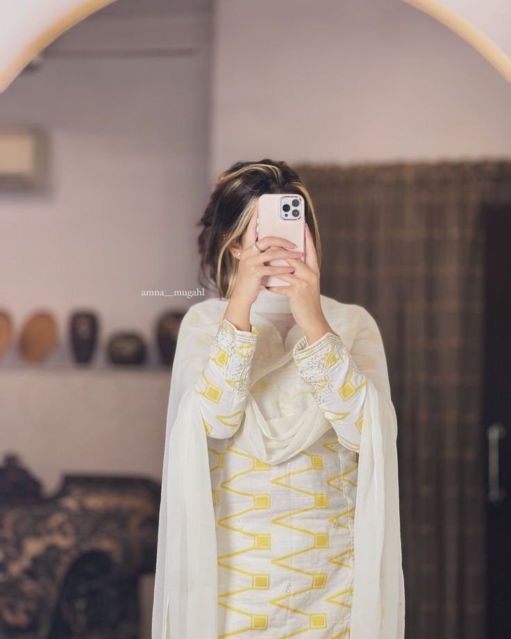 stylish-mystery-dp-for-girls stylish-mystery-dp-for-girls