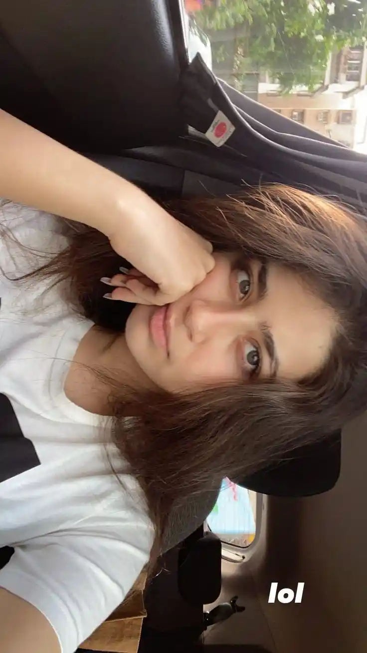 Best Cute Profile Pic