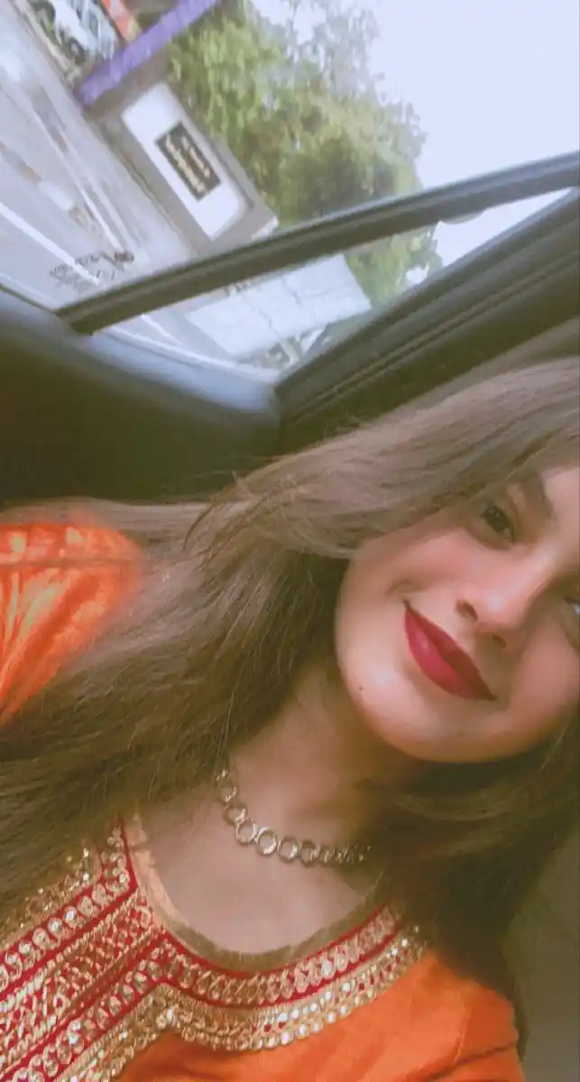 Cute Face Girl Photo