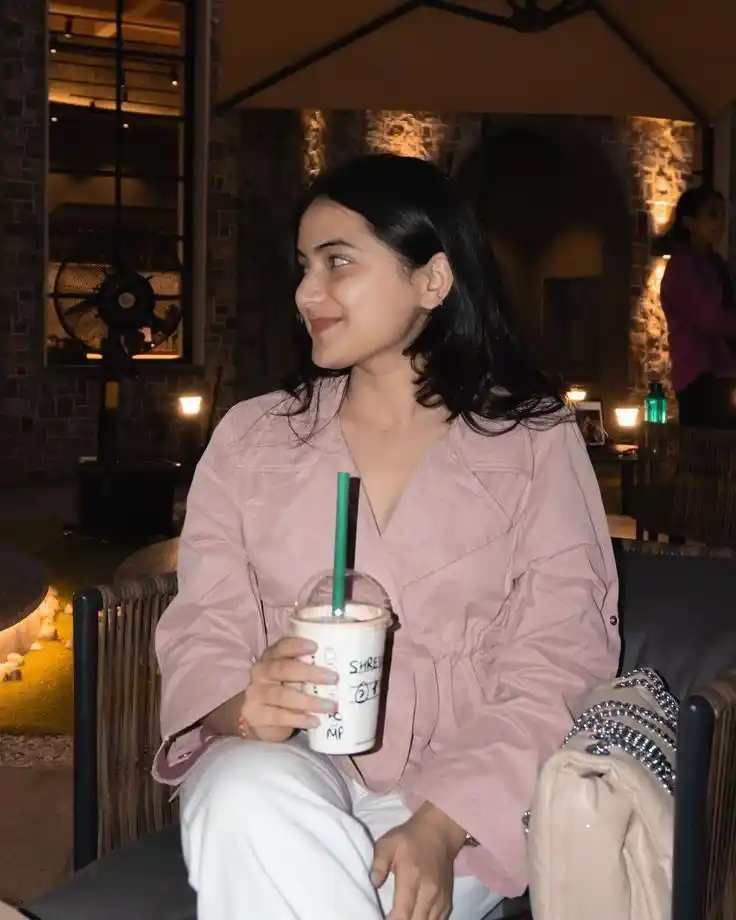 High Quality Girls Dp