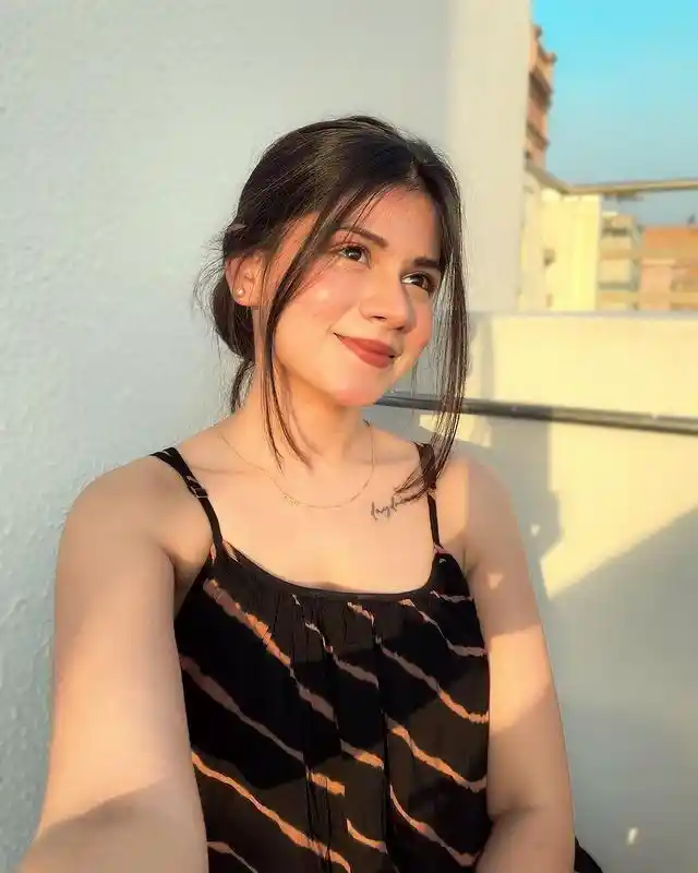 High Quality Girls Dp