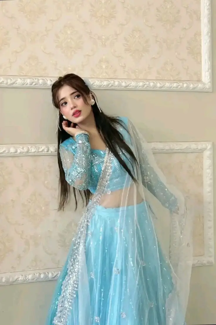 adivasi-ladki-ka-photo