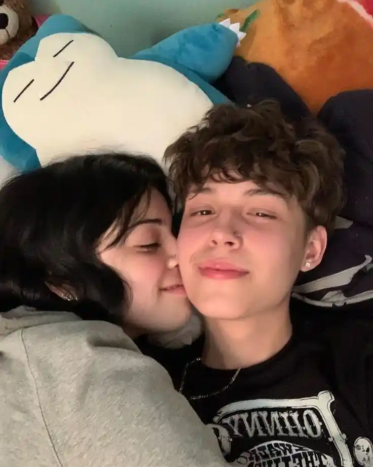 aesthetic couple dp for instagram