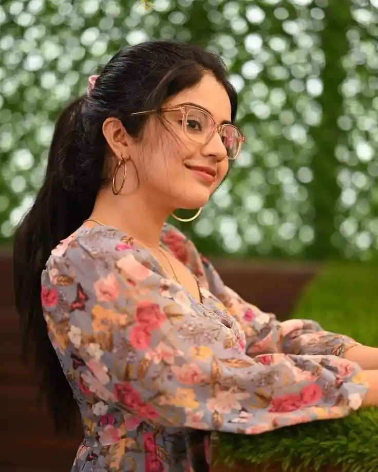 aesthetic dp for instagram for girl simple attitude aesthetic dp for instagram for girl simple attitude