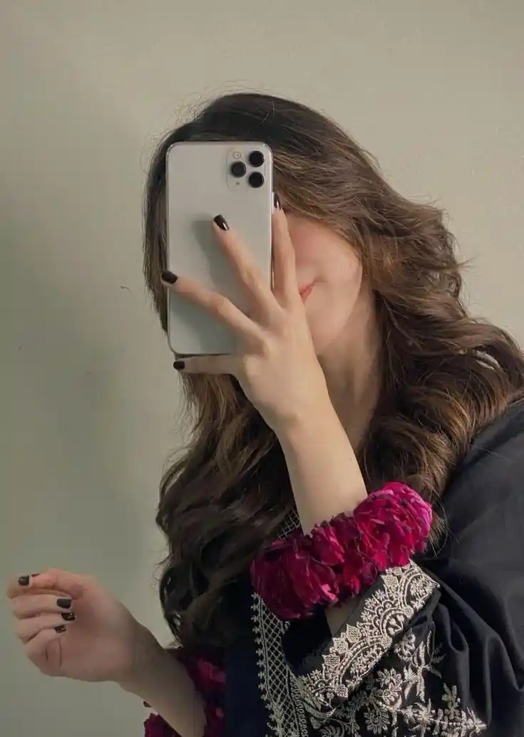 aesthetic hidden face mirror selfie dp for girls aesthetic hidden face mirror selfie dp for girls