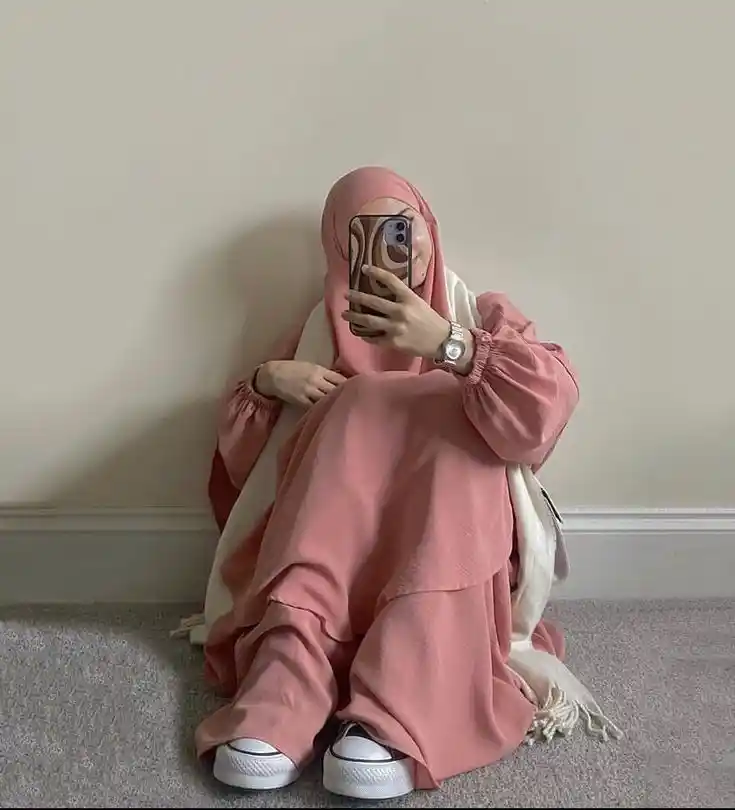 aesthetic hijab dp for whatsapp