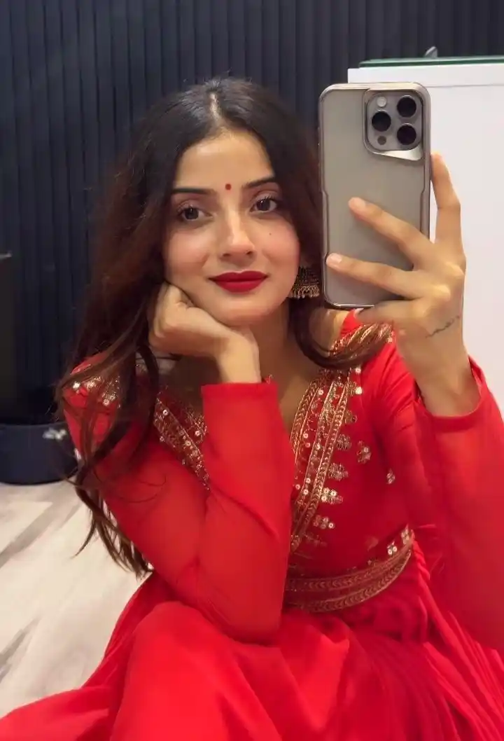 attitude attitude girl dp for instagram attitude attitude girl dp for instagram