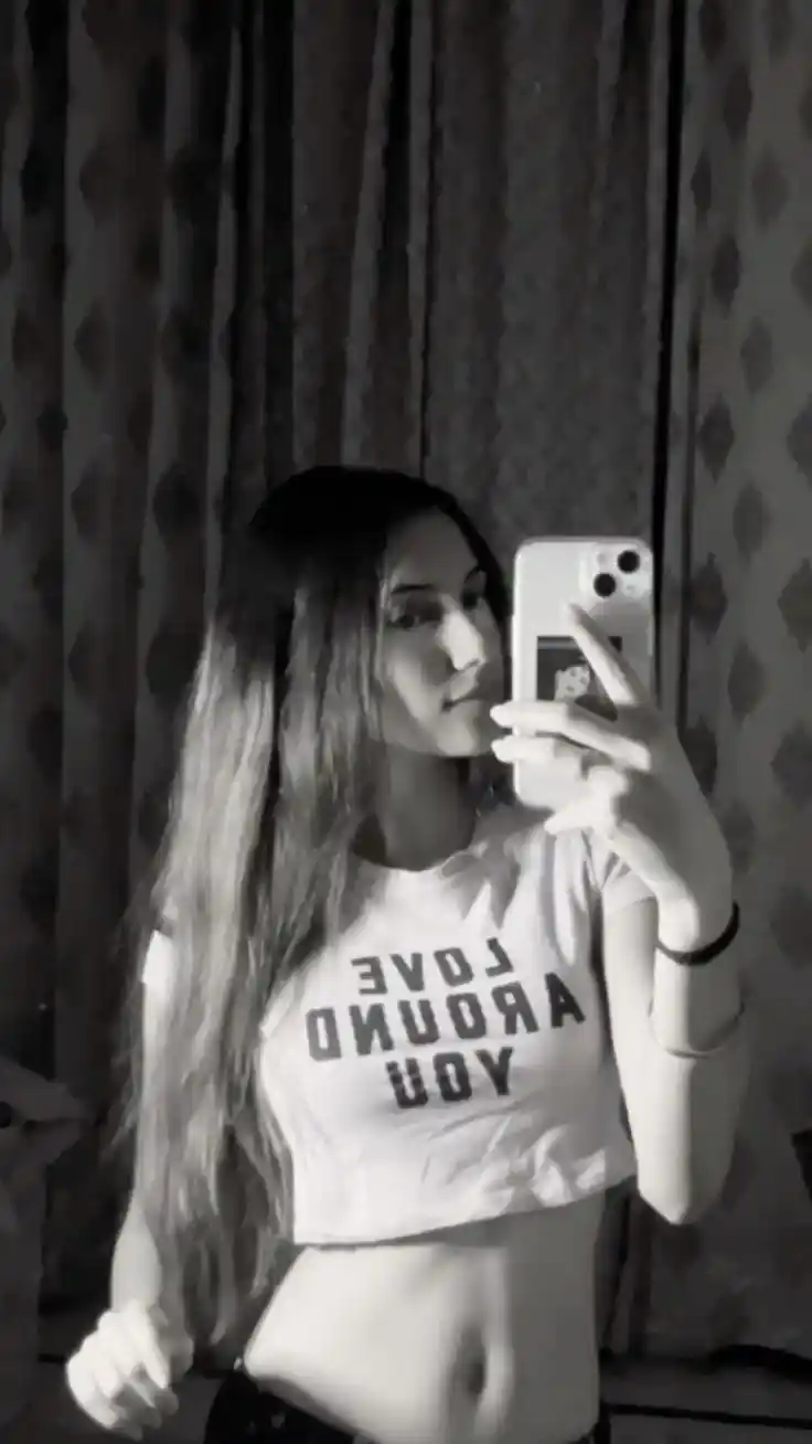 attitude single girl dp