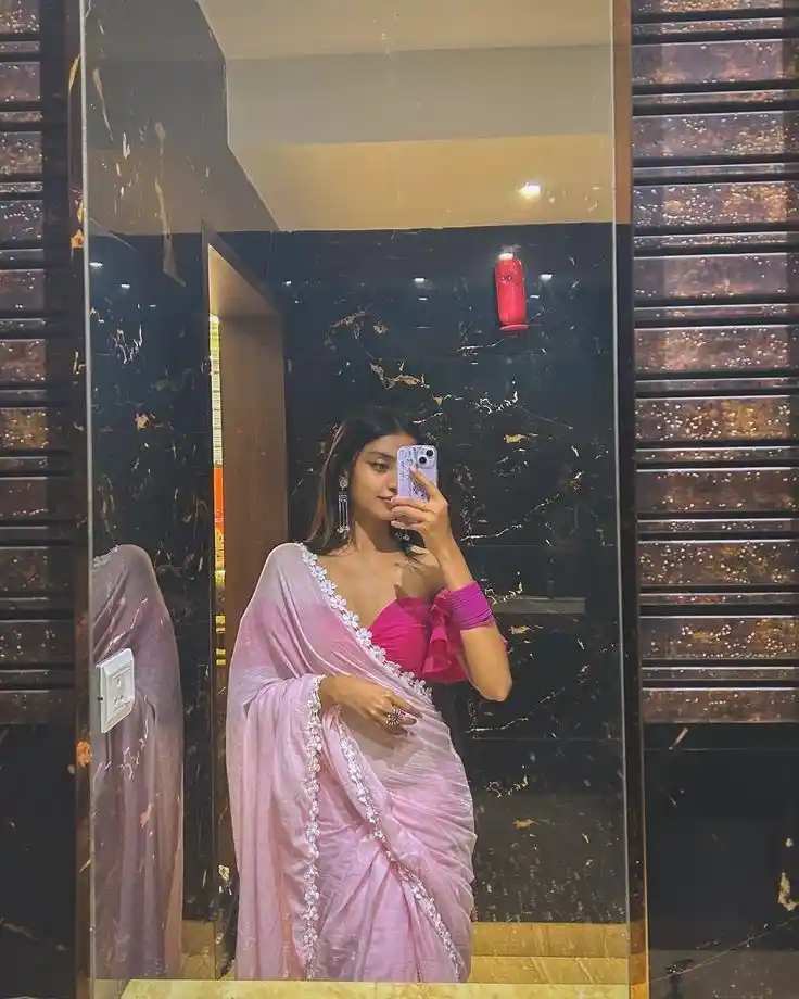 beautiful mysterious girl dp beautiful mysterious girl dp