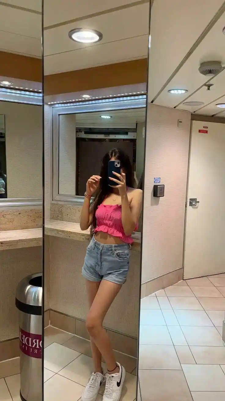 beautiful single girl dp