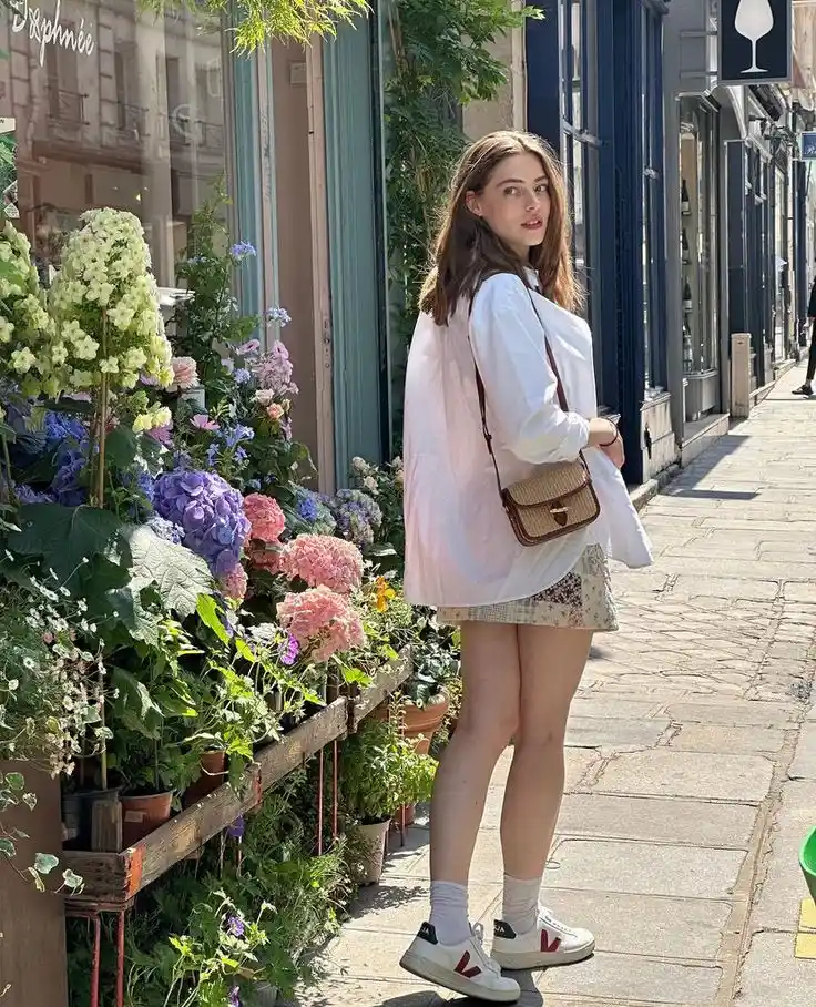 best instagram dp for girls aesthetic