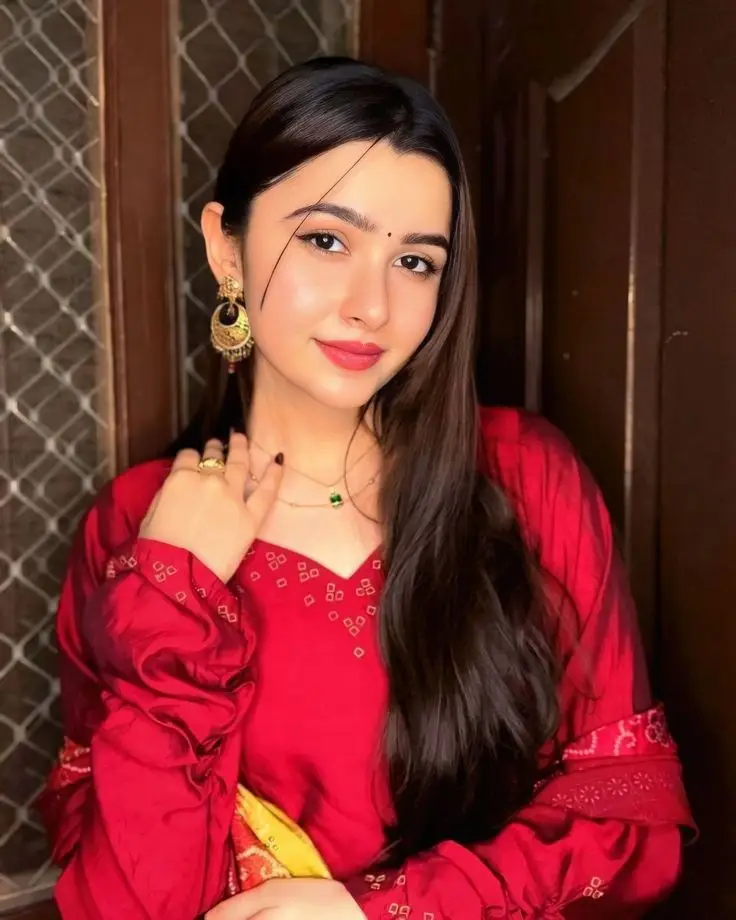 best single girl dp for whatsapp