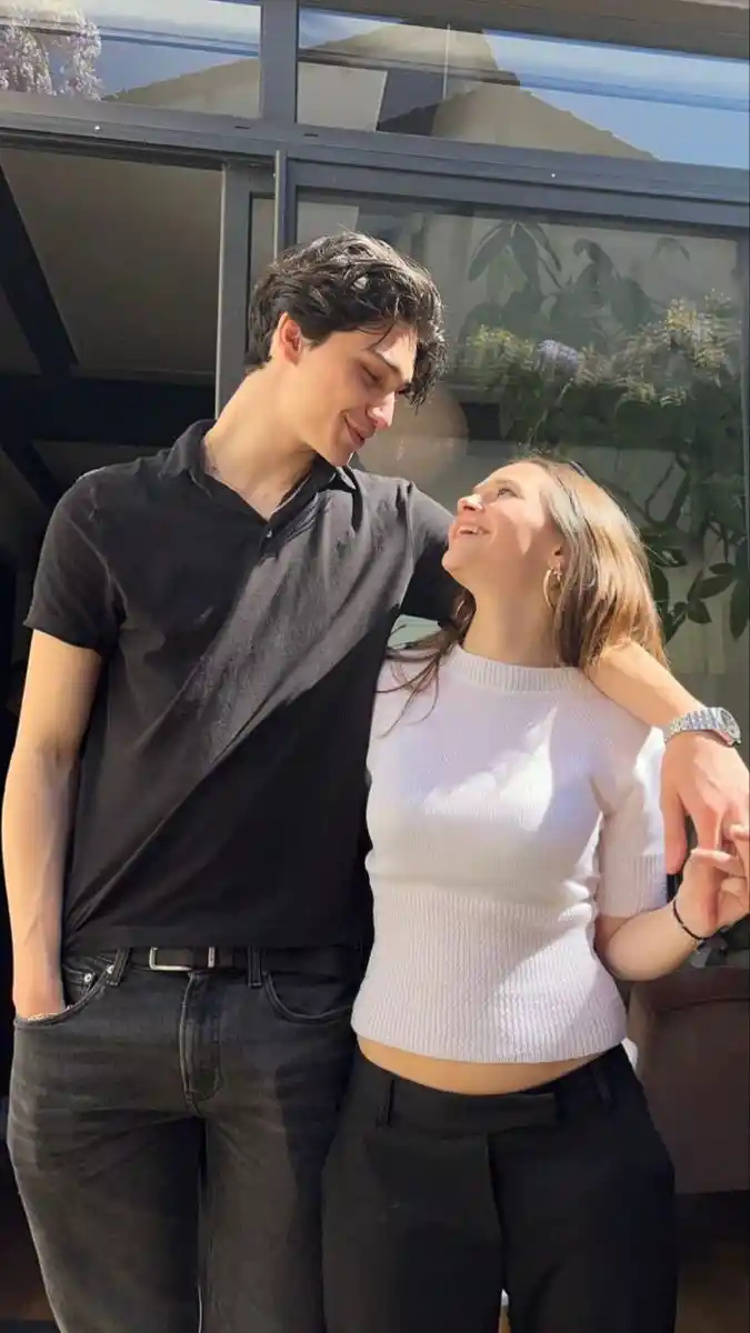 bike couple dp for instagram