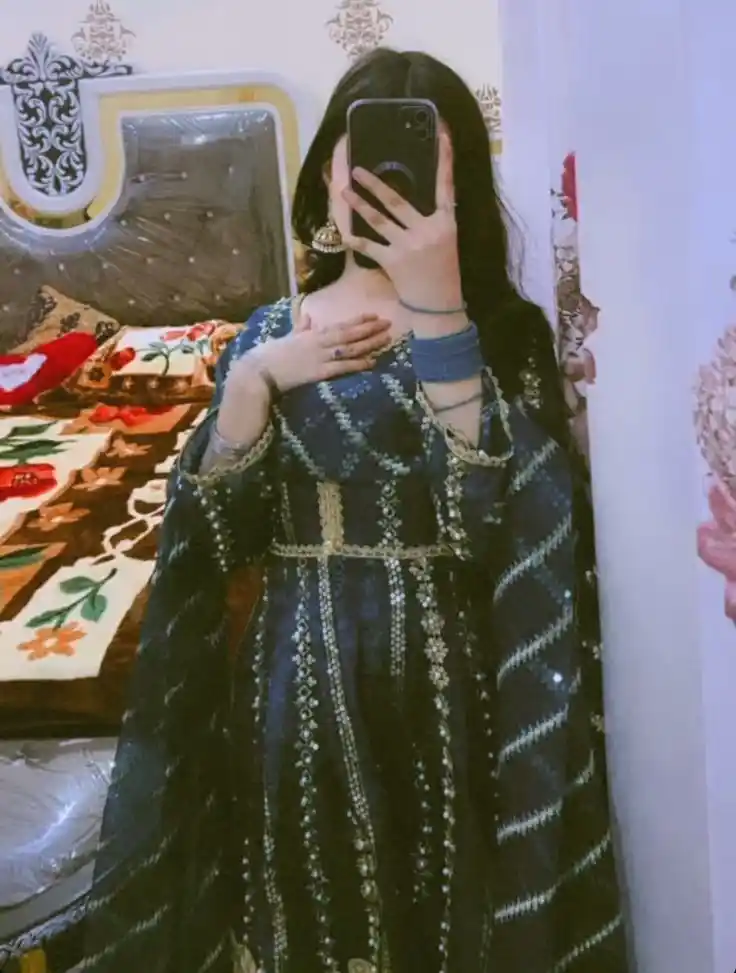 black dp for instagram girl mirror selfie black dp for instagram girl mirror selfie