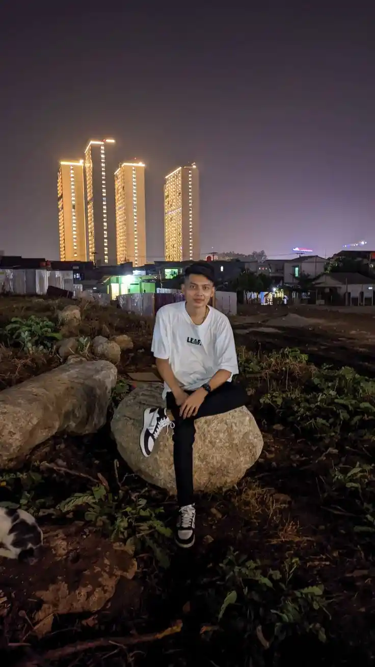 broken heart sad boy dp