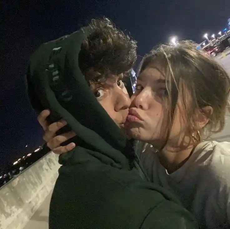 cartoon couple dp for instagram download