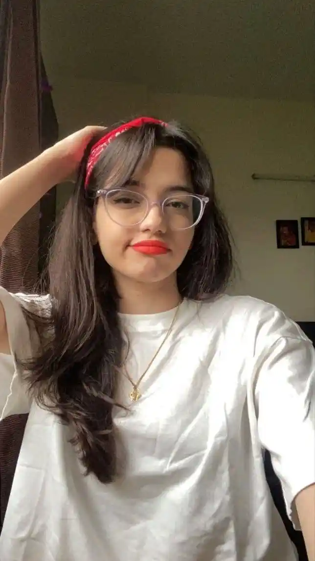 college real simple girl image