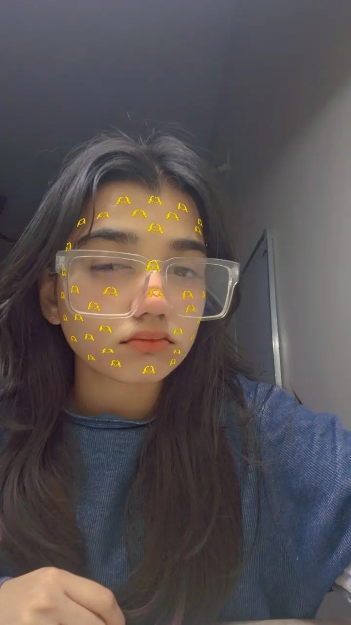 college-village-real-simple-girl-image