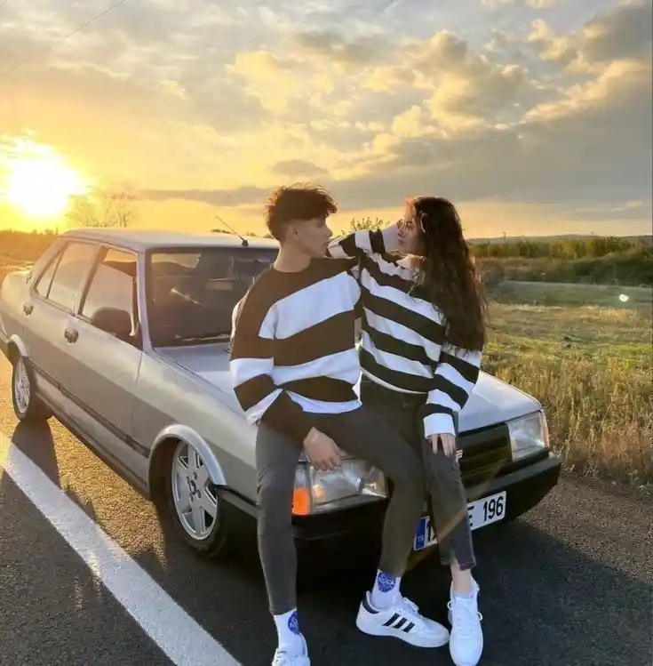 couple dp for instagram anime half half