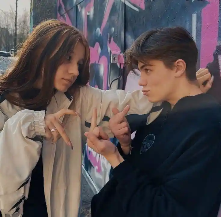 cute couple dp for instagram for boy