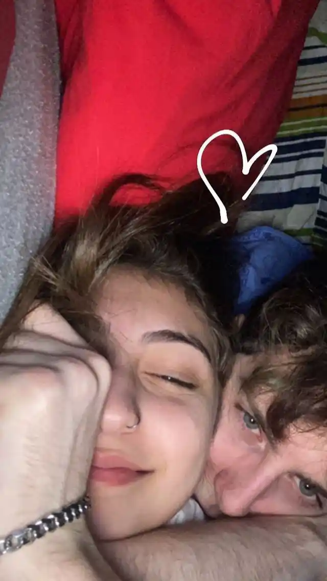 cute couple dp for instagram half half aesthetic