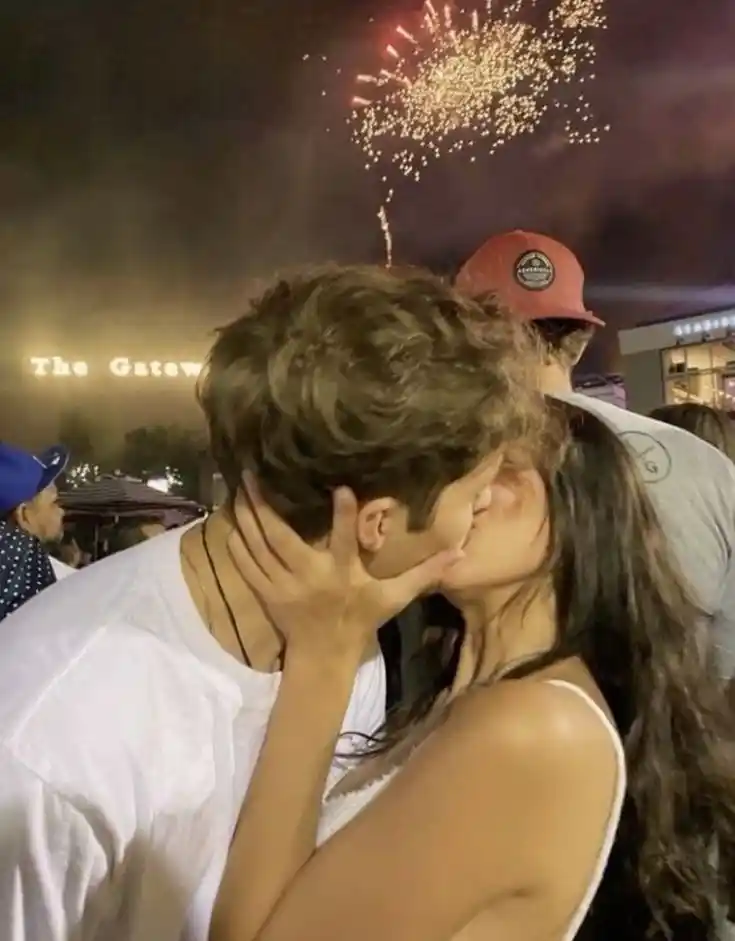 cute doll couple dp for instagram