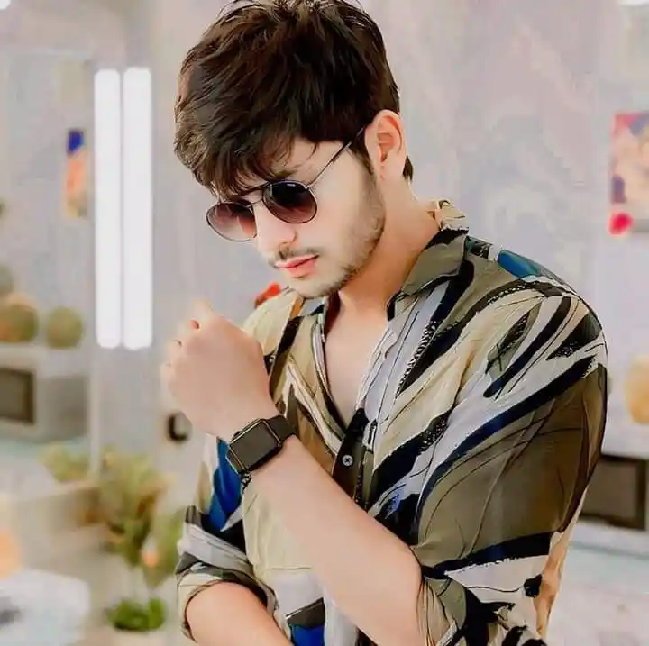 cute instagram dp for girls stylish simple