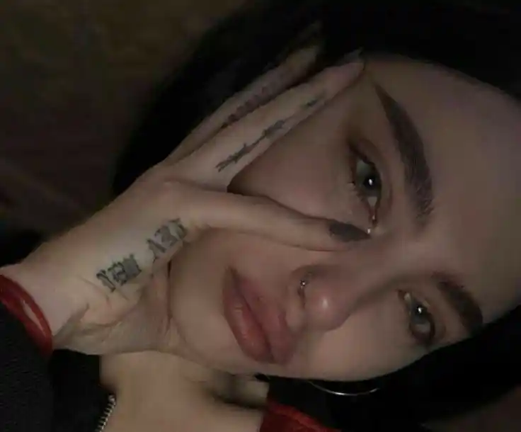 cute sad dp girl love