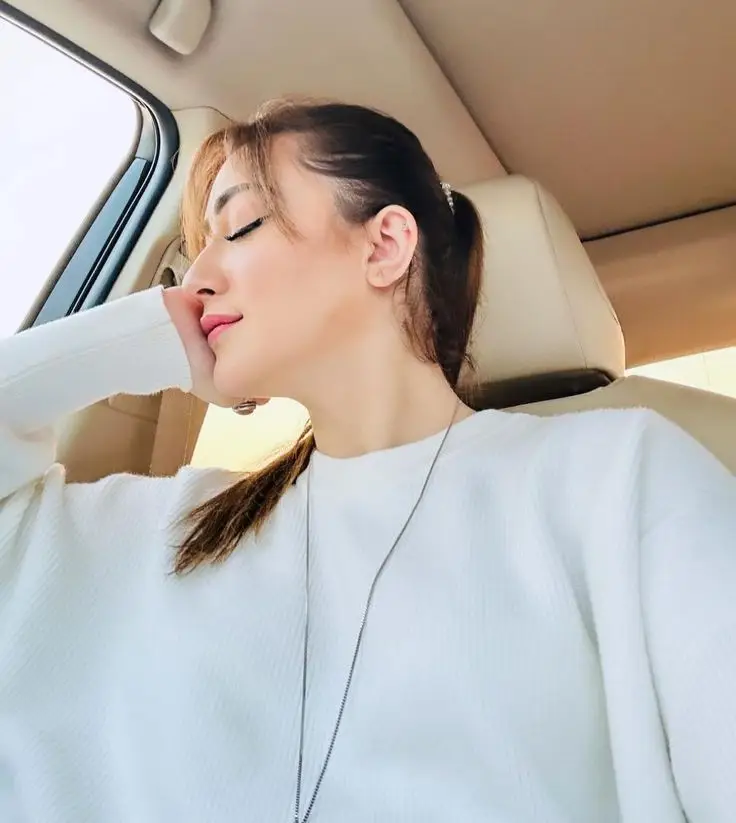 girl photo dp instagram attitude in english girl photo dp instagram attitude in english