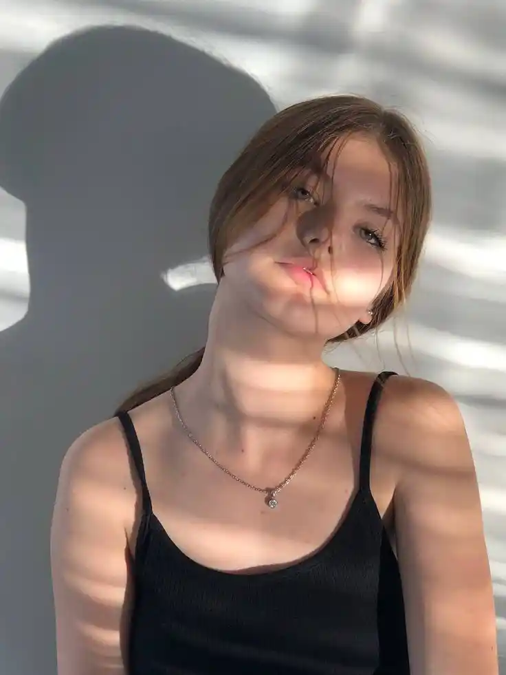 girl photo dp instagram black simple girl photo dp instagram black simple