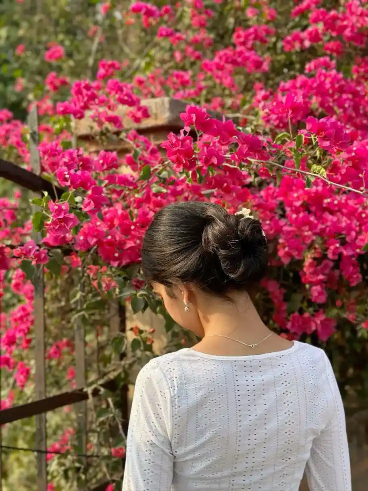 hidden face mysterious girl photo hidden face mysterious girl photo
