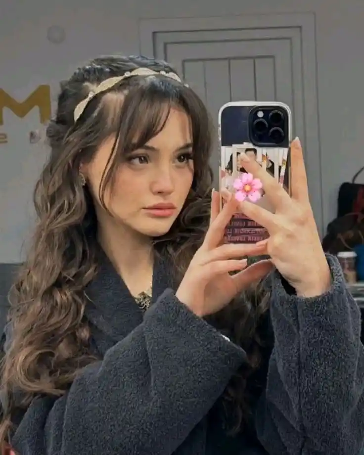 insta profile photo for girl hidden face insta profile photo for girl hidden face