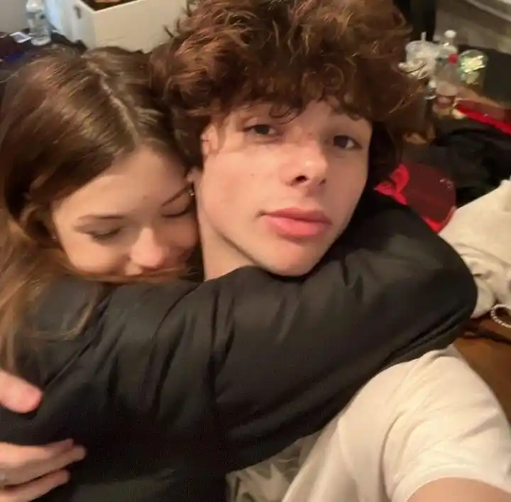 instagram cute couple dp animation download