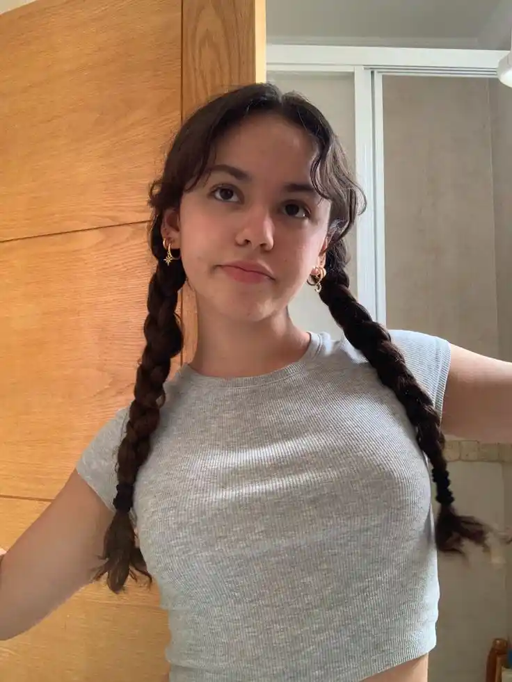 instagram girls dp alone