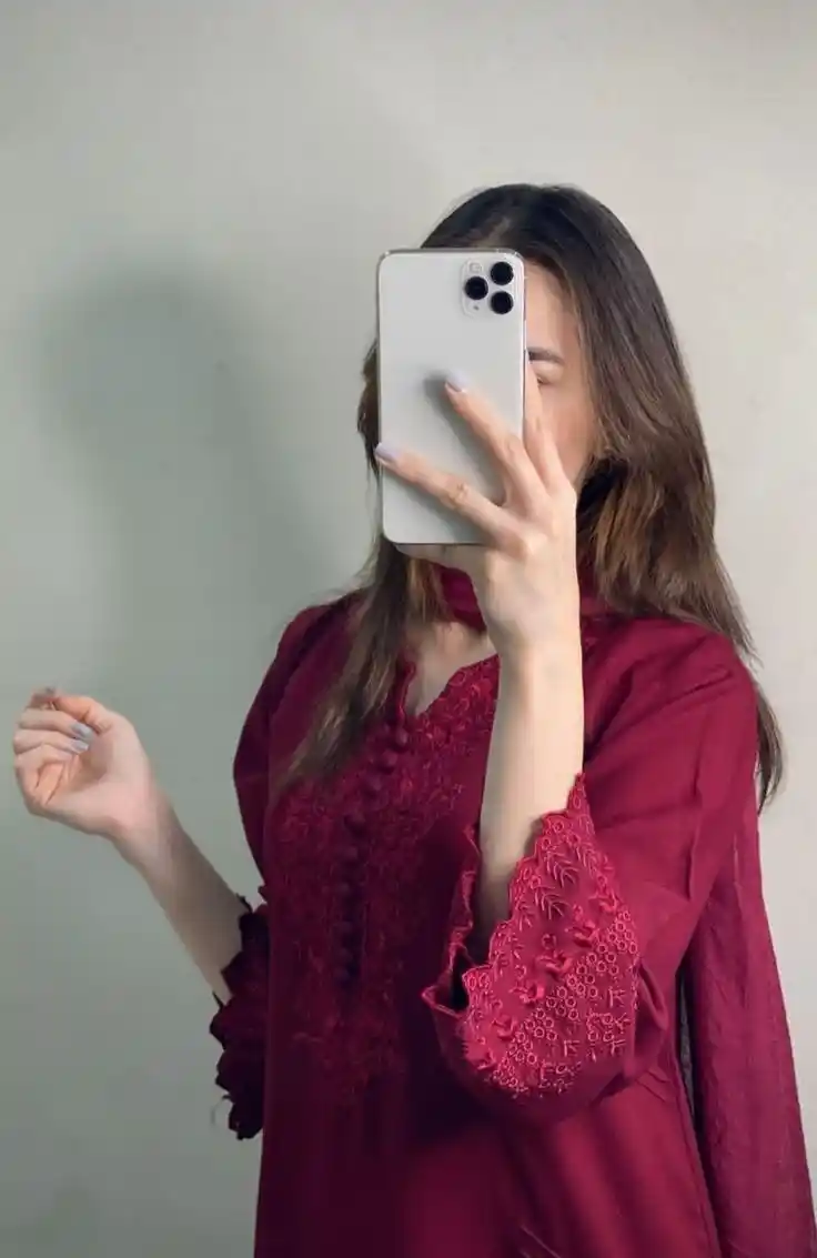 instagram girls dp attitude