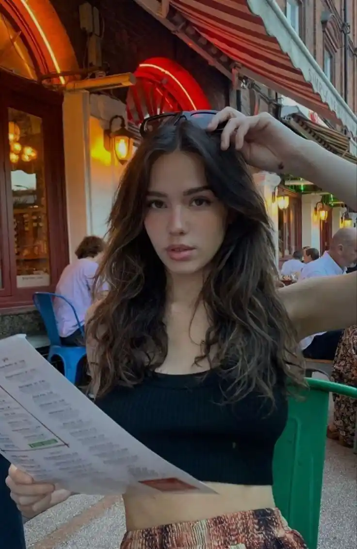 instagram girls dp black simple