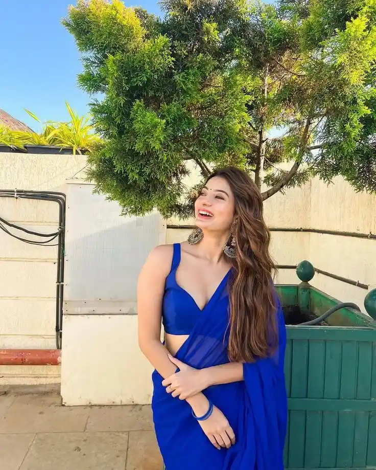 instagram girls dp cute girl