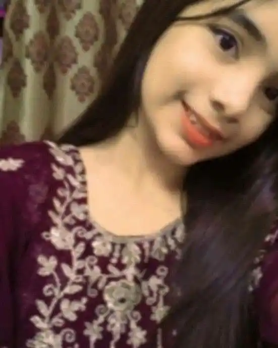 korean girl hide face pic aesthetic