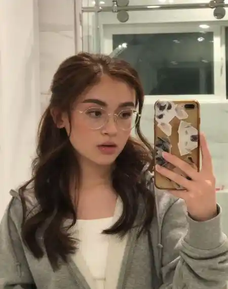 ladki ka photo achha achha