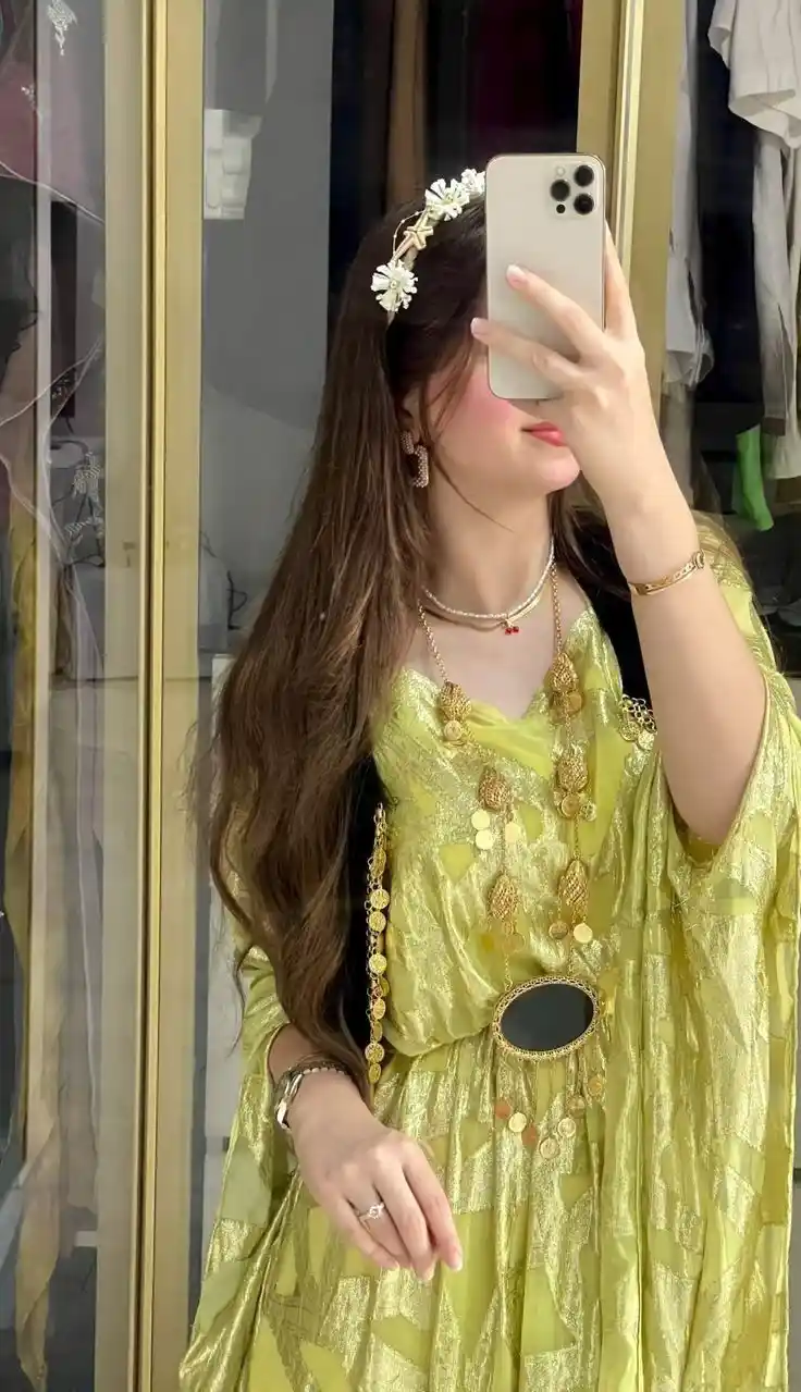 mirror selfie dp for girls mirror selfie dp for girls