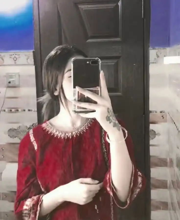 mirror selfie girl dp attitude simple mirror selfie girl dp attitude simple